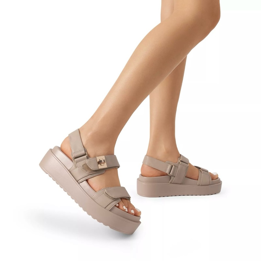 Platform Sandals - Nude